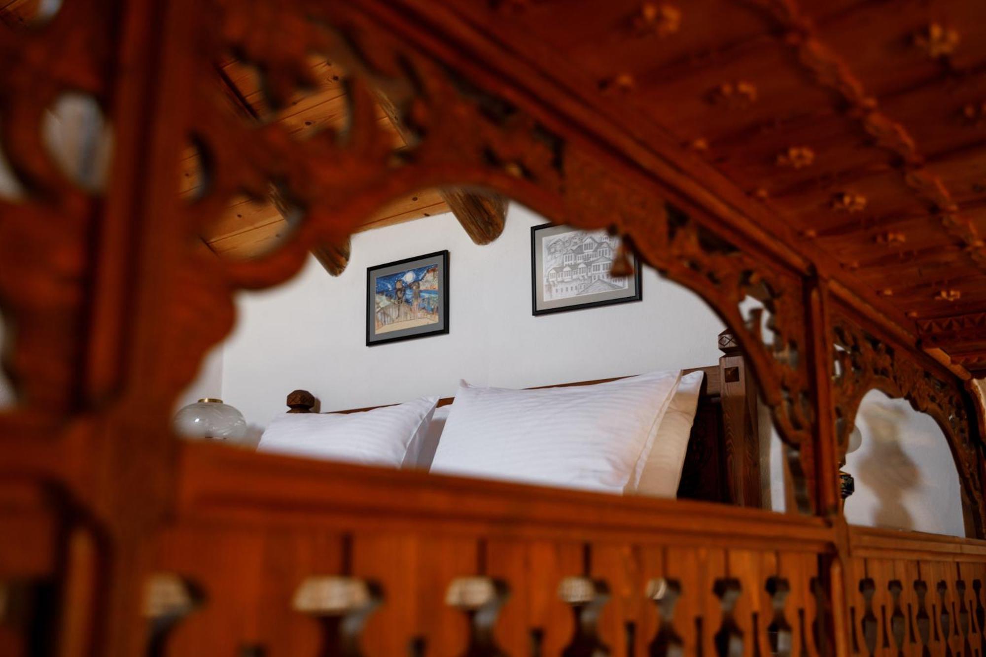 Boutique Hotel Musee Gjirokaster Bagian luar foto