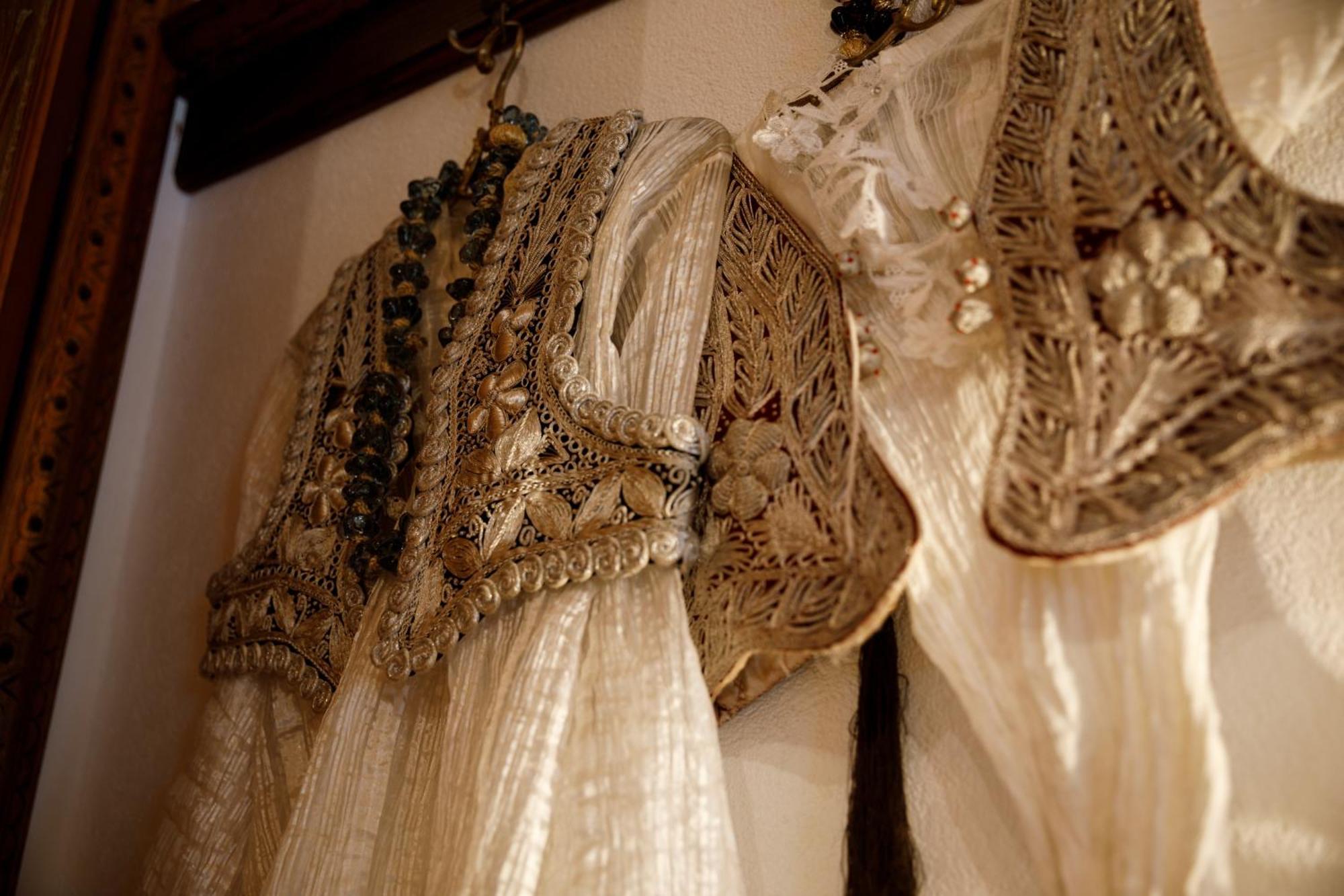 Boutique Hotel Musee Gjirokaster Bagian luar foto