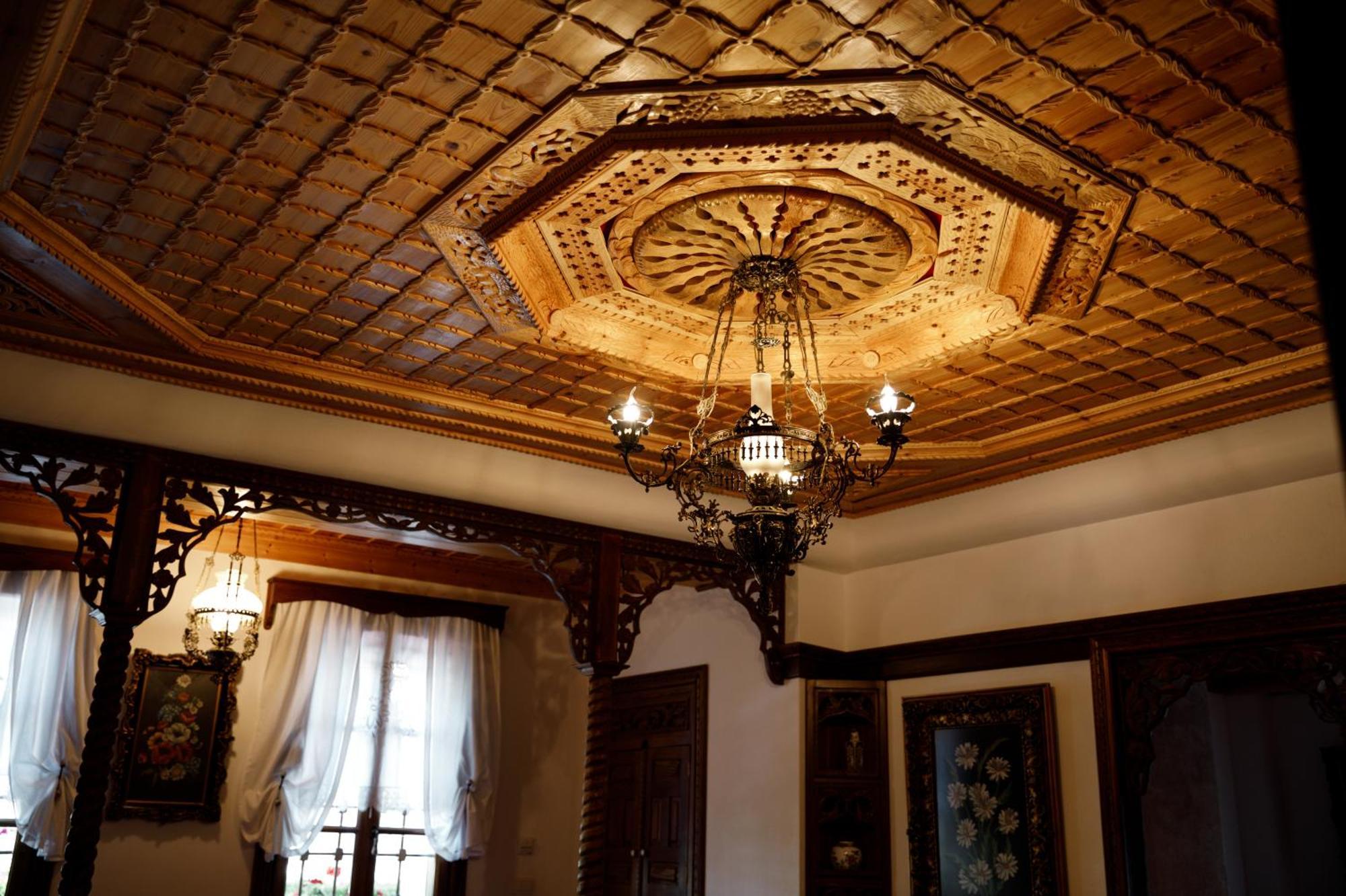 Boutique Hotel Musee Gjirokaster Bagian luar foto