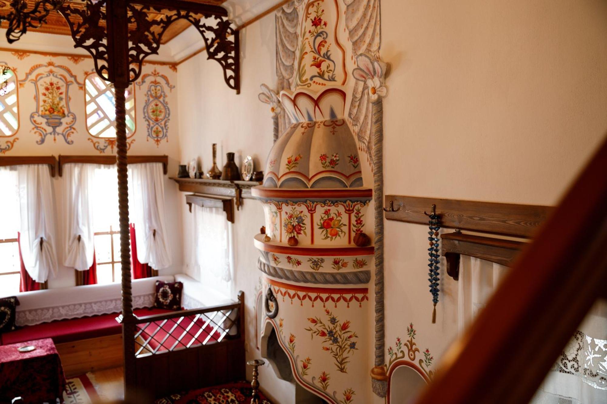 Boutique Hotel Musee Gjirokaster Bagian luar foto