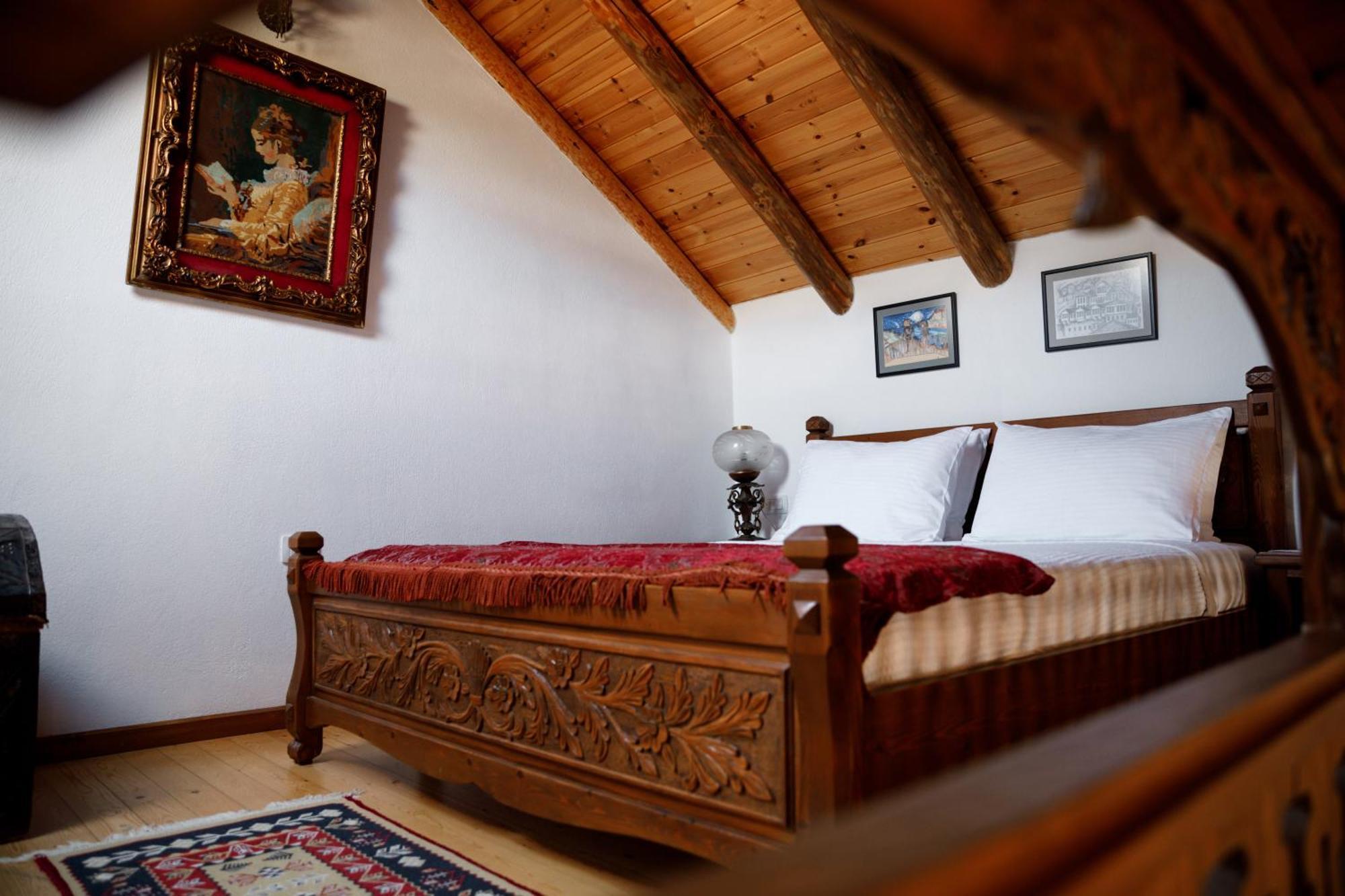 Boutique Hotel Musee Gjirokaster Bagian luar foto